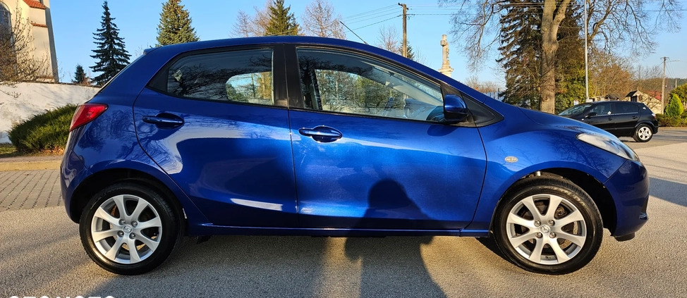 Mazda 2 cena 15500 przebieg: 167500, rok produkcji 2009 z Halinów małe 211